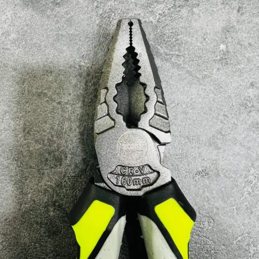 انبر دست ۶ اینچ صدرصد صنعتی ایکس کورت مدل 101-3170