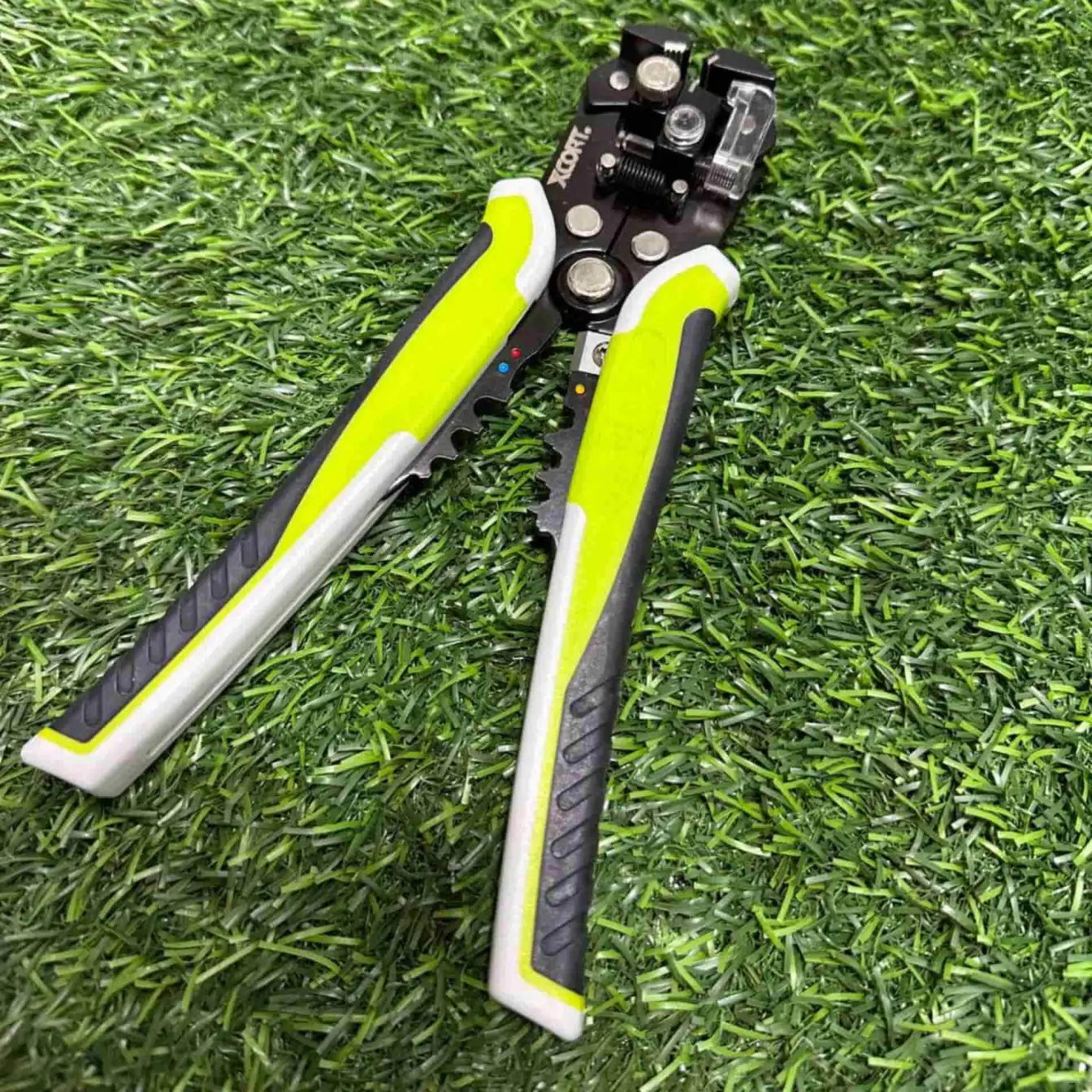 سیم لخت کن اتومات تا6 میلی متر ایکس کورت مدل2185-707