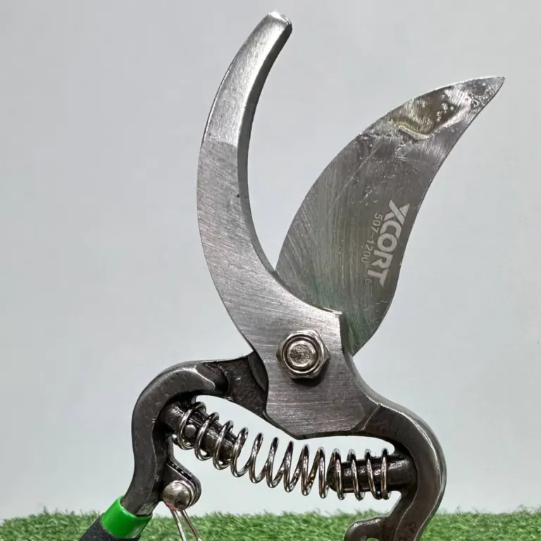 قیچی هرس و باغبانی دستی ایکس کورت مدل 507-1200