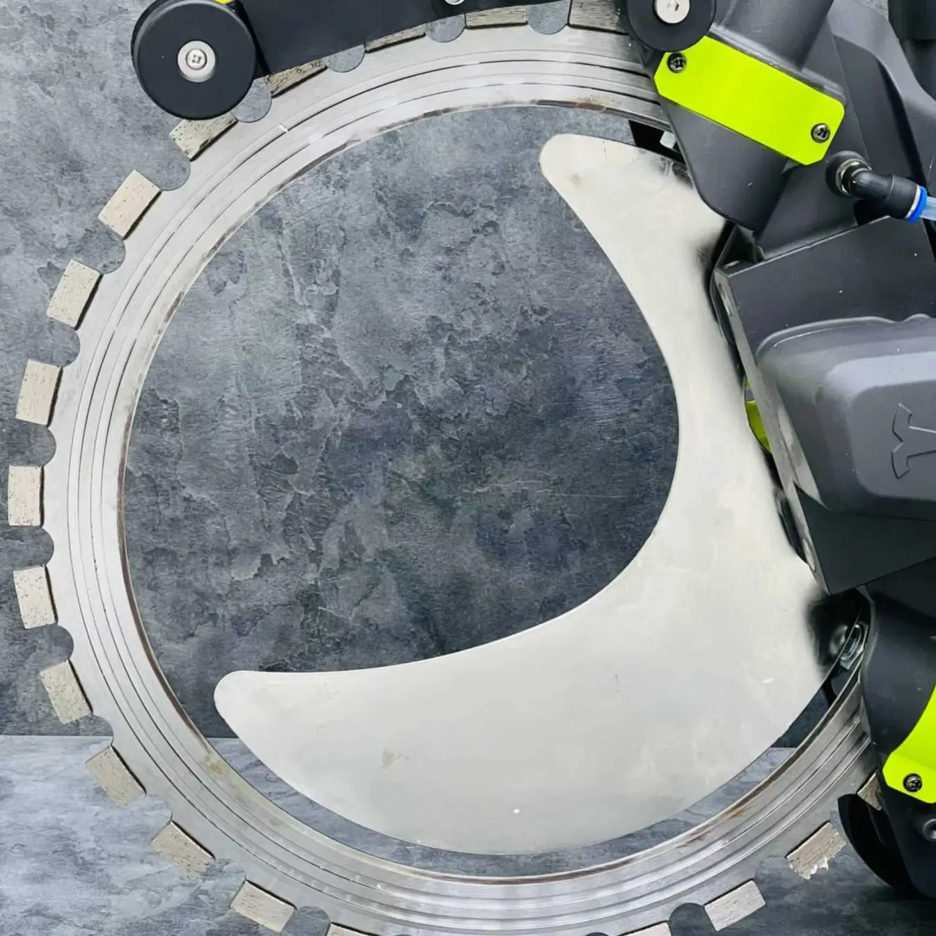 دژ بر/شیار زن برقی براشلس صنعتی ایکس کورت مدل xJG01-410BL